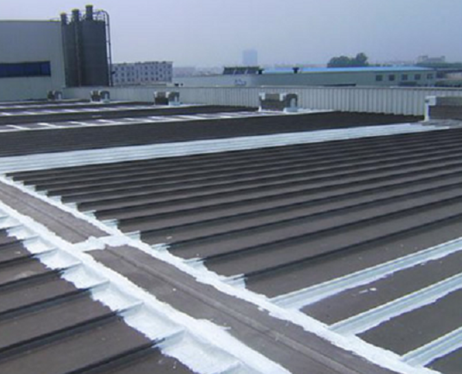 太湖彩钢瓦屋面漏水问题只有好的防水系统能够解决